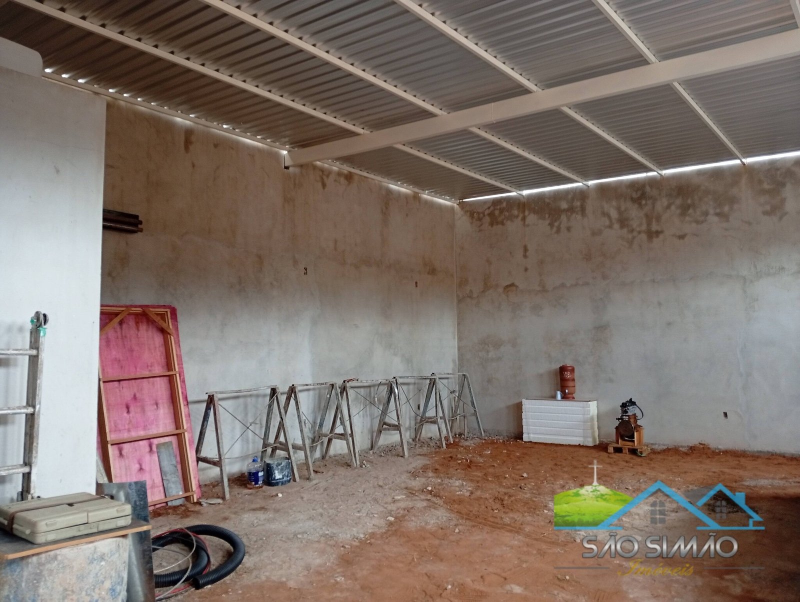 Casa com galpão a Venda em São Simão SP