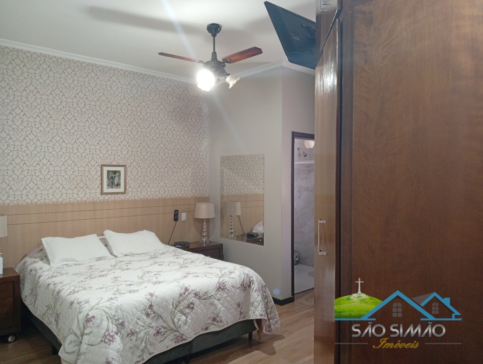 Casa a venda em São Simão SP, com piscina e fino acabamento