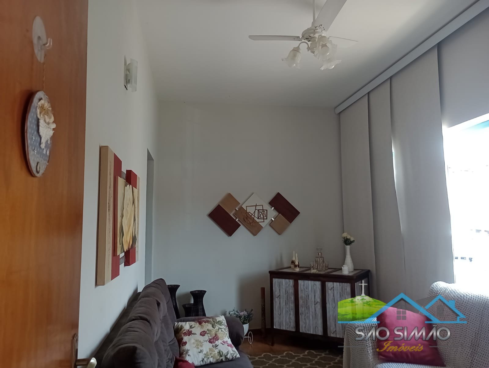 Casa a Venda em São Simão no Centro a 100 metros da praça Principal