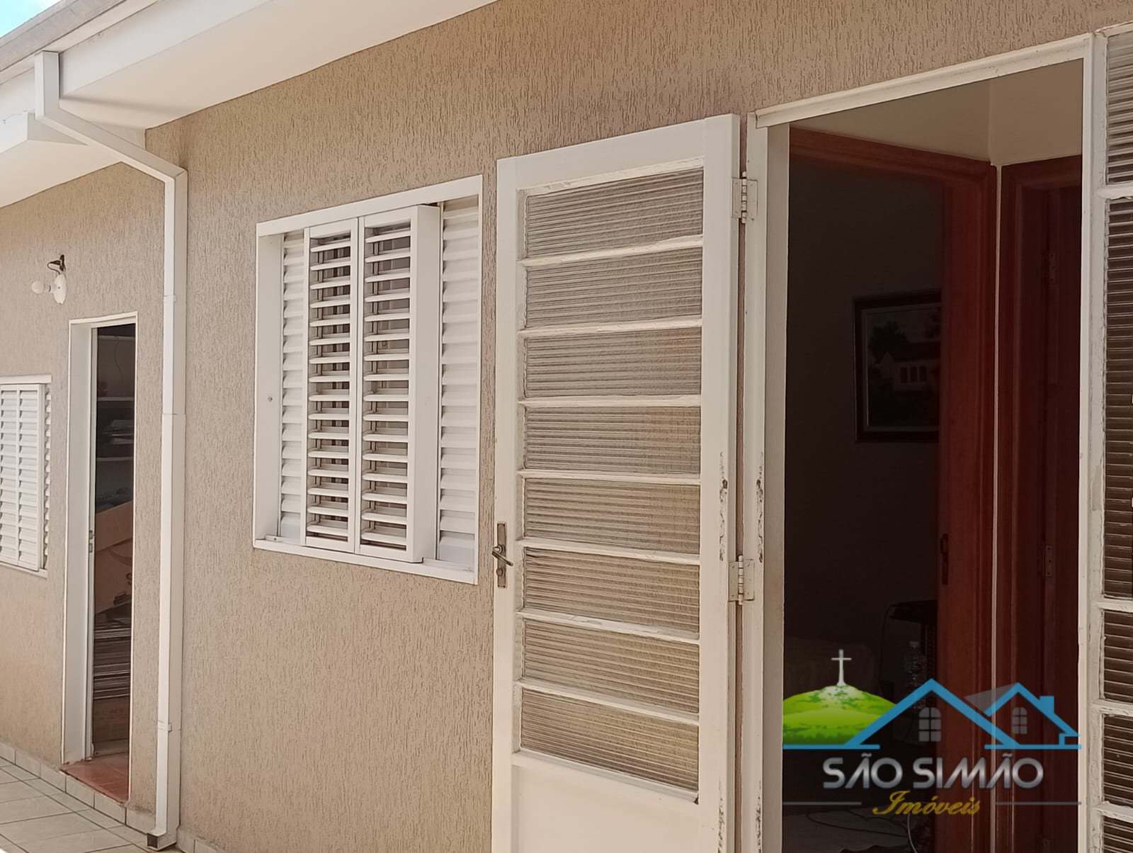 Casa a Venda em São Simão no Centro a 100 metros da praça Principal