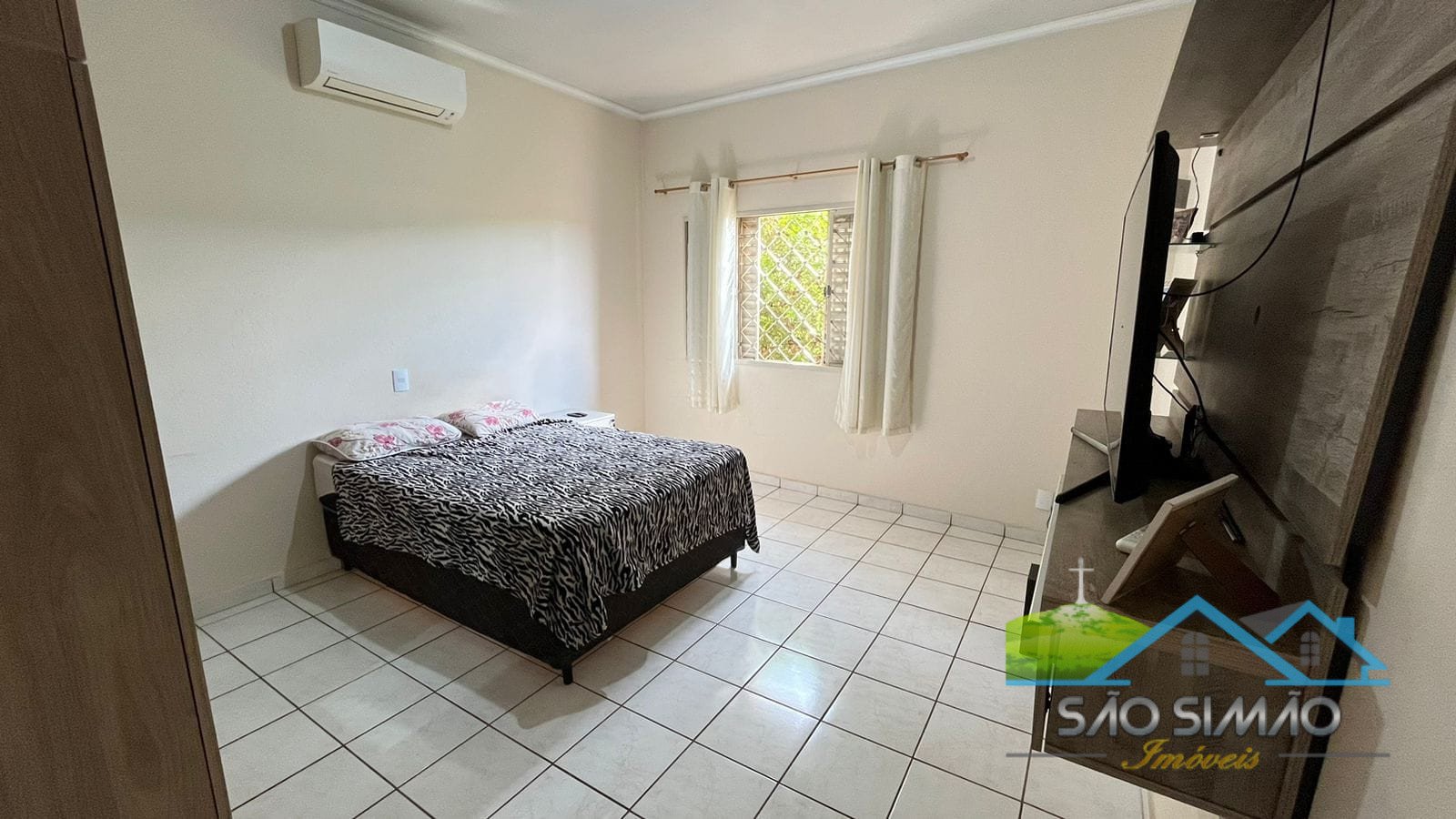 Casa a venda com 3 quartos em São Simão SP