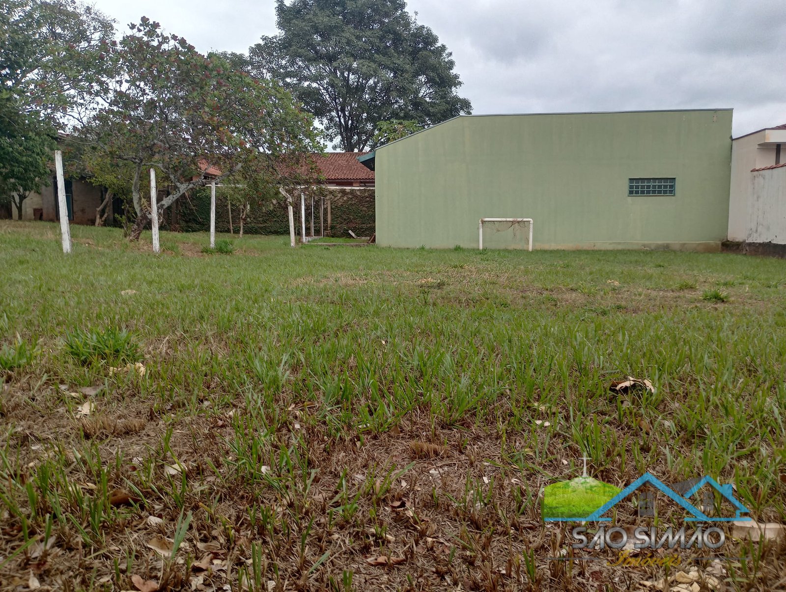 Casa a venda em São Simão SP com 1600 metros de área