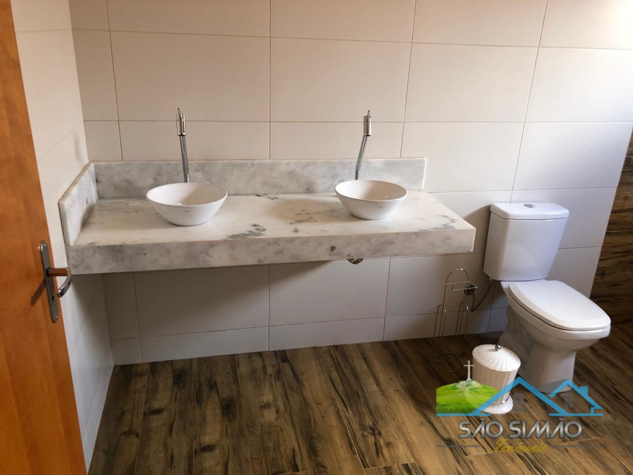 Nova Casa a venda em São Simão SP com 3 suítes