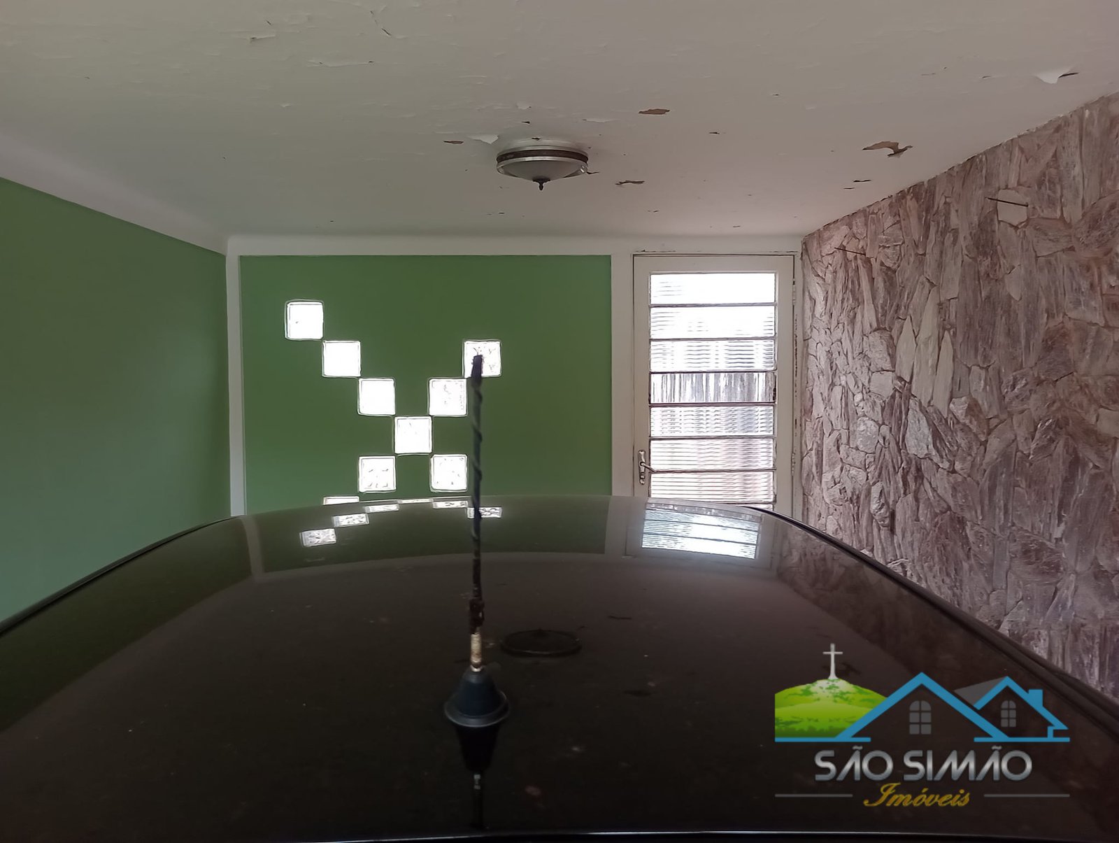 Casa  Venda em São Simão no Centro a 100 metros da praça Principal