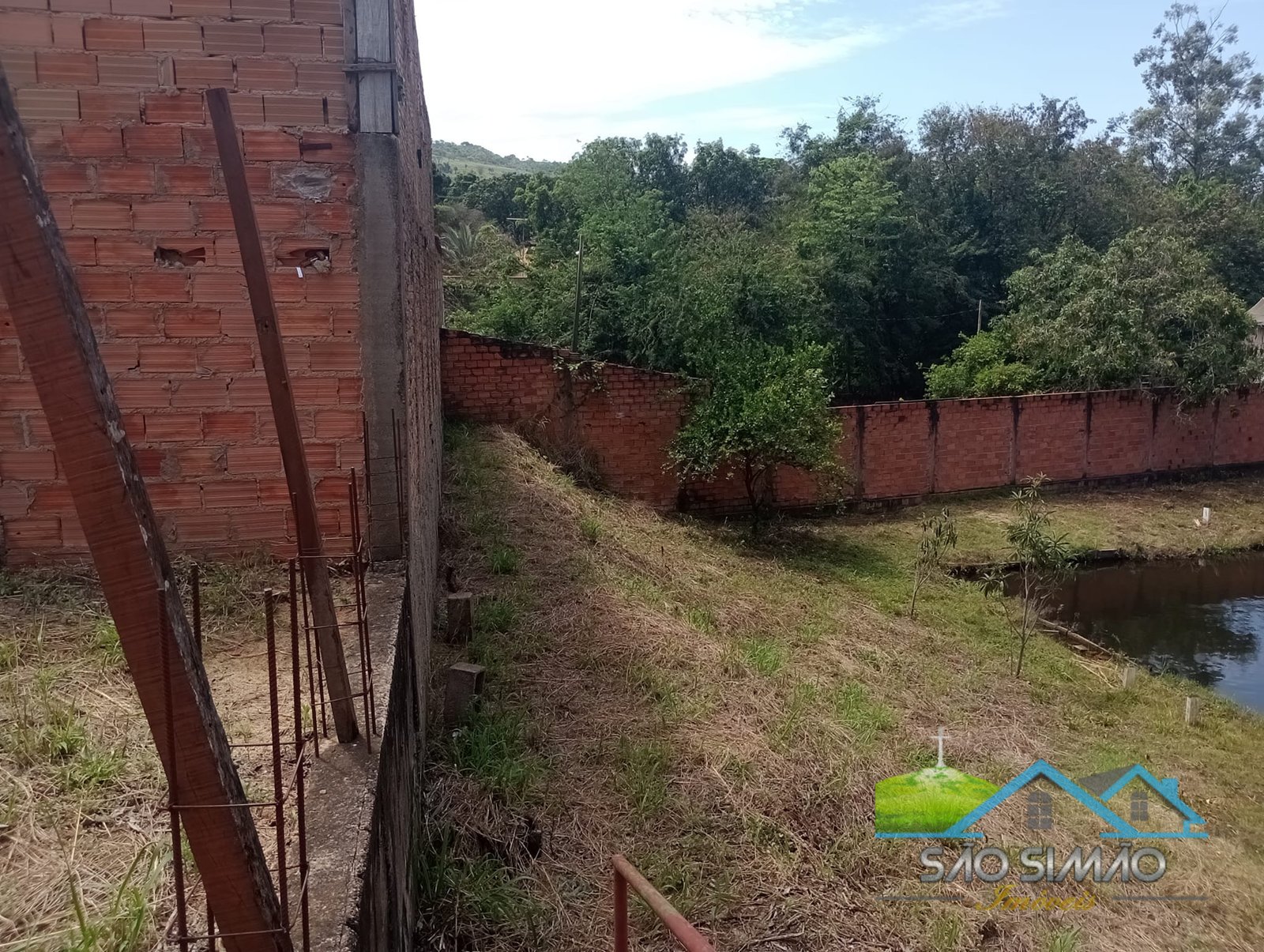 🚨Terreno a venda em São Simão SP com lagoa